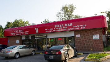 Pizza Man outside