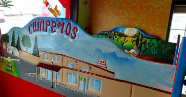Camperos outside