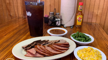 Pinehurst Bbq food