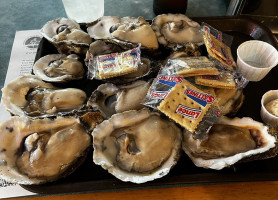 Capitol Oyster food