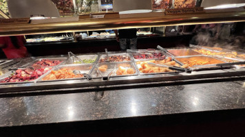 Lin's Grand Buffet -baseline food