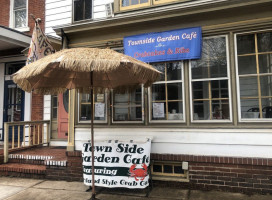 Townside Garden Cafe outside