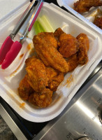 S Deli Wings food