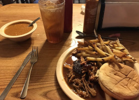 Wallace Barbecue Restaurant food