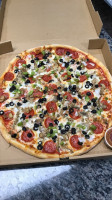 Ralph's Pizza food