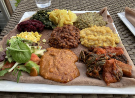 Chercher Ethiopian Cuisine food