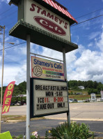 Stamey's Cafe outside