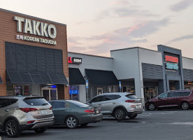 Takko Korean Taqueria Market Street outside