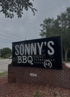 Sonny's Bbq food