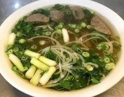 Pho Golden Cow food