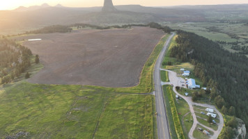 Devils Tower View outside