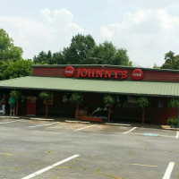 Collett Country Store And Johnny's Bbq outside