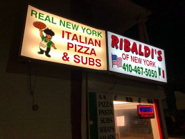 Ribaldi's Pizza Subs food