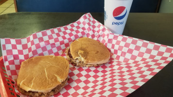 D K's -b-q food