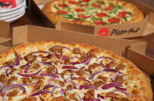 Pizza Hut food