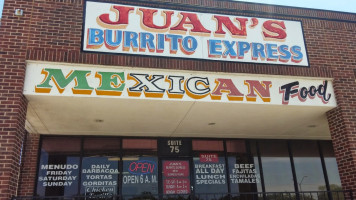 Juan's Burrito Express food