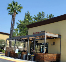 Luna Grill- Rancho Santa Monica outside