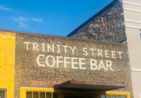 Trinity Street Coffee outside