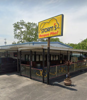 Storm's Drive-in Burnet outside