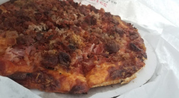 Chuck Wagon Pizza food