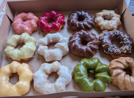 Nok's Donuts food