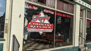 Fay's Country Kitchen food