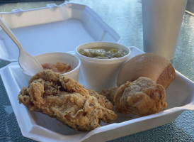 Mrs Betty's Fried Chicken Llc food