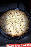 Cicis Pizza food