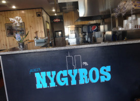 Albee's Ny Gyros food