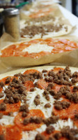 Mr Gatti's Pizza food