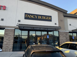 Fancy Burger outside