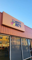 Mighty Mo's outside