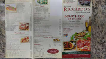 Riccardo's Pizza food