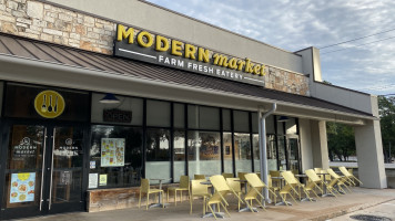 Modern Market Eatery inside