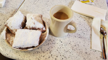 Cafe Du Monde food