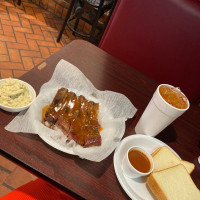 Dreamland Bbq food