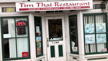 Tim Thai inside