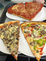 Perizia Kosher Pizza food