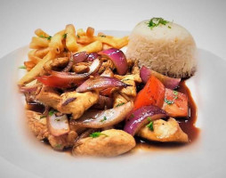 Chilcanos Restobar Peruvian Restaurant Pollos A La Brasa inside