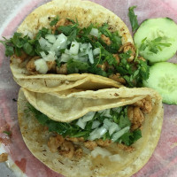 Rico's Tacos food