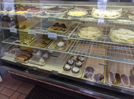 Hillman's Bakery food