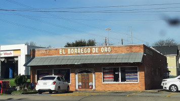 El Borrego De Oro outside