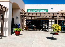 Island Press Coffee outside