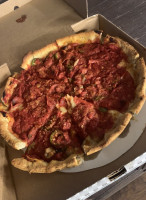 Gusano's Chicago-style Pizzeria food