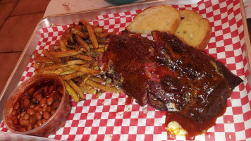 Dang Good Smokehouse -b-que food