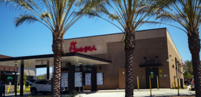 Chick-fil-a outside