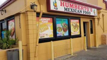 Humberto's Mexican Food outside