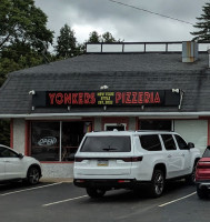 Yonkers Ny Style Pizzeria outside