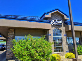 Culver's inside