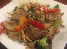 E Z Thai food